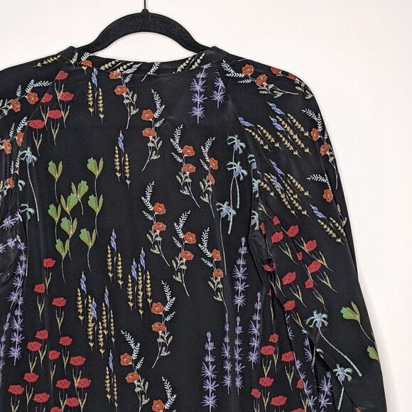 Tucker The Long Tie Blouse After the Rain in Crepe de Chine Silk Top Floral - Picture 8 of 9